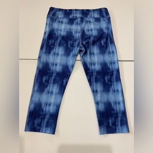 Under Armour Cropped Compression Leggings